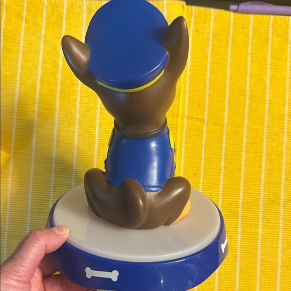Paw Patrol Chase Talking Night Light - Picture 4 of 13